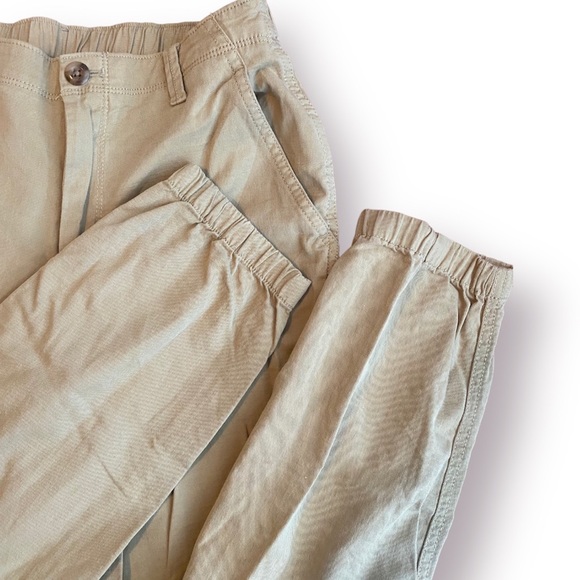 Gap Jogger styled Khakis - Picture 2 of 6